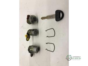 Used Set of cylinder locks (complete) Suzuki Baleno (GA/GB) 1.3 GL 16V Price € 22,00 Margin scheme offered by Autobedrijf de Heer B.V.