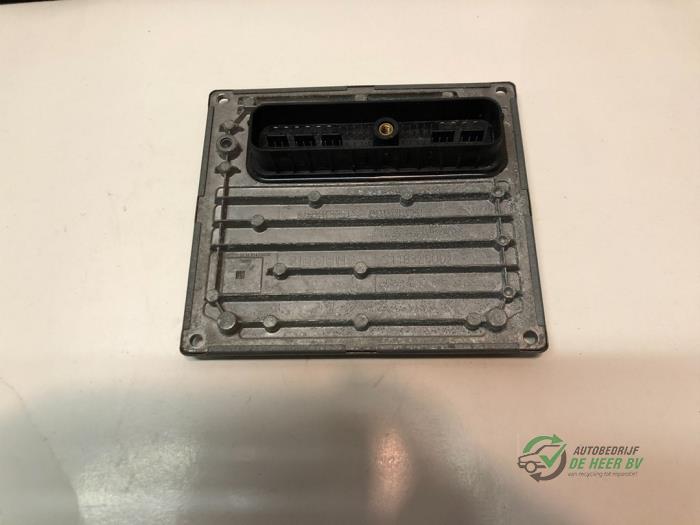 Używane Komputer pokladowy Ford C-Max (DM2) 1.6 16V Cena € 75,00 Procedura marży oferowane przez Autobedrijf de Heer B.V.