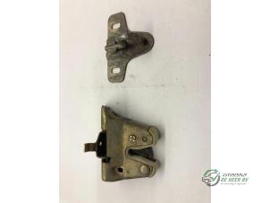 Used Tailgate lock mechanism Peugeot 205 II (20A/C) 1.1 XE,GE,XL,GL,XR,GR Price € 14,00 Margin scheme offered by Autobedrijf de Heer B.V.