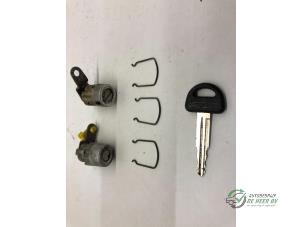 Used Door lock cylinder, left Suzuki Swift (SF413/416) 1.3i GL,GX Price € 18,00 Margin scheme offered by Autobedrijf de Heer B.V.