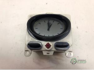 Used Clock Ford Escort 6 (AFL) 1.6 16V Price € 14,00 Margin scheme offered by Autobedrijf de Heer B.V.