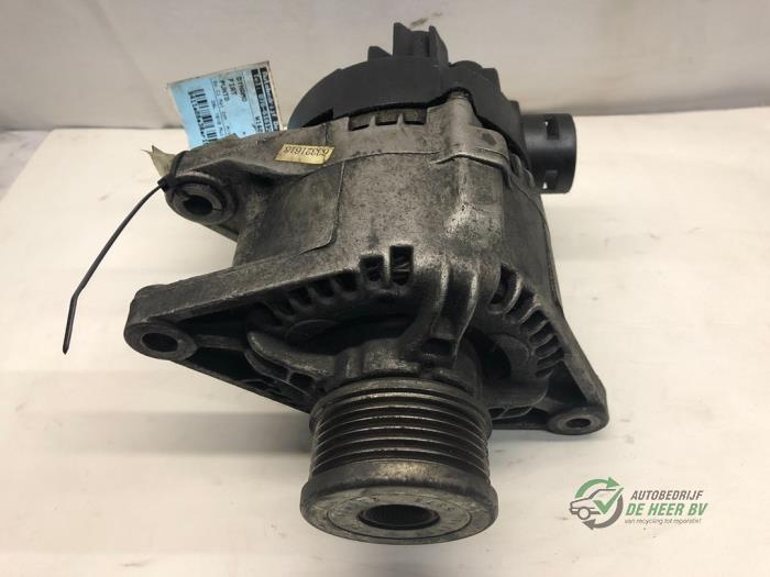 Begagnade Dynamo Fiat Punto II (188) 1.9 JTD 80 ELX 3-Drs. Pris € 45,00 Marginaltabell erbjuds av Autobedrijf de Heer B.V.