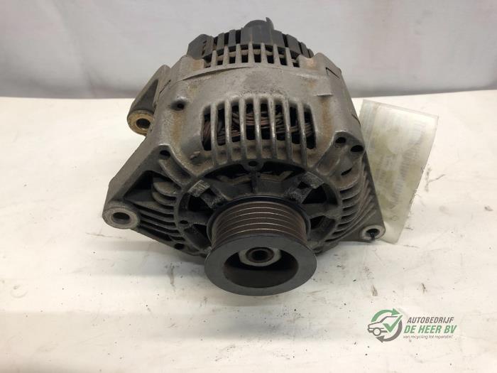 Begagnade Dynamo Renault Laguna I (B56) 1.8 Pris € 30,00 Marginaltabell erbjuds av Autobedrijf de Heer B.V.