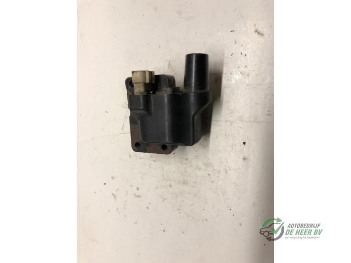 Zündspule van een Mazda 323 F (BG14) 1.6i 16V 1994