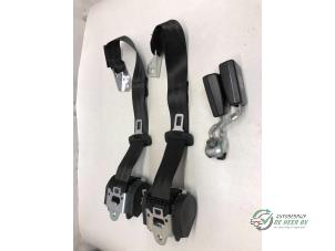 Usagé Kit ceinture de sécurité arrière Volkswagen Golf Prix € 68,00 Règlement à la marge proposé par Autobedrijf de Heer B.V.