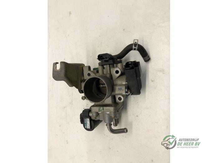 Gebrauchte Einspritzgehäuse Suzuki Alto (RF410) 1.1 16V Preis € 45,00 Margenregelung angeboten von Autobedrijf de Heer B.V.