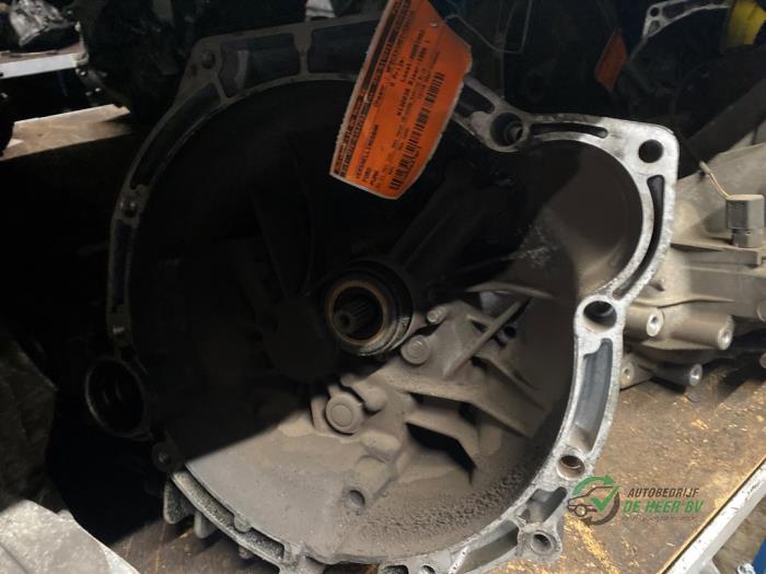 Gebrauchte Getriebe Ford Puma 1.7 16V Kat. Preis € 225,00 Margenregelung angeboten von Autobedrijf de Heer B.V.