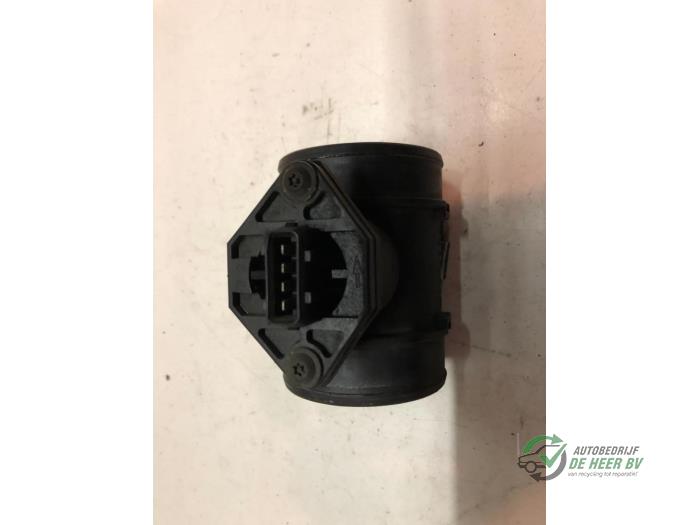 Gebrauchte Luftmassenmesser Alfa Romeo 146 (930B) 1.6 Twin Spark 16V Preis € 50,00 Margenregelung angeboten von Autobedrijf de Heer B.V.