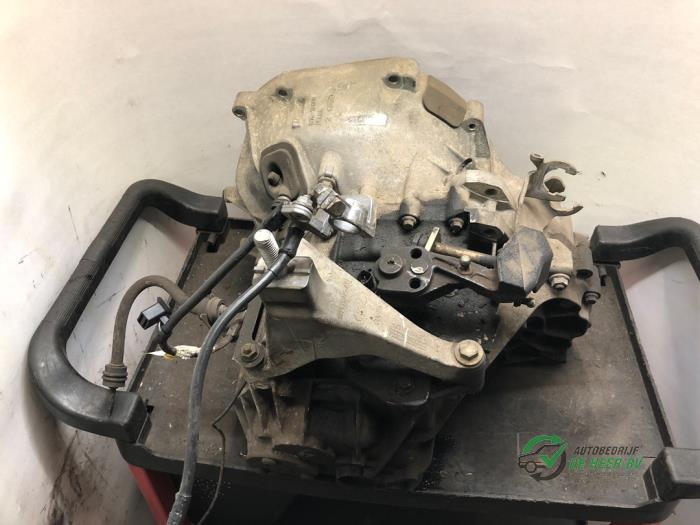 Gebrauchte Getriebe Ford Mondeo III 2.0 16V Preis € 250,00 Margenregelung angeboten von Autobedrijf de Heer B.V.