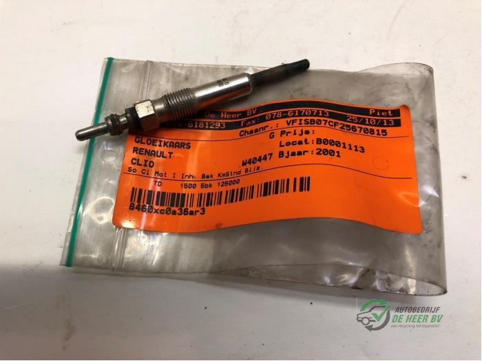 Glow plug from a Renault Clio 2001