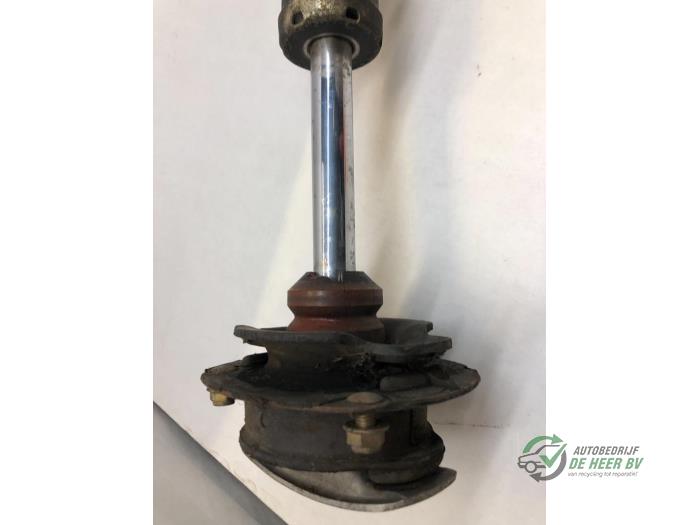 Front shock absorber rod, right from a Mercedes 190E/D 1990