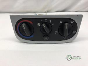 Used Heater control panel Opel Corsa C (F08/68) 1.2 16V Price € 22,00 Margin scheme offered by Autobedrijf de Heer B.V.