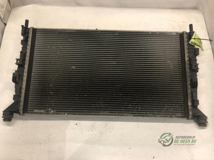 Used Radiator Ford C-Max (DM2) 1.6 16V Price € 50,00 Margin scheme offered by Autobedrijf de Heer B.V.