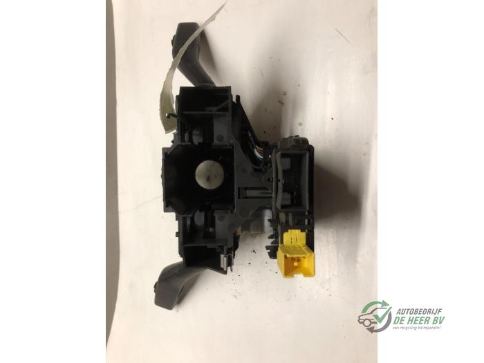 Steering column stalk from a Seat Leon (1P1)  2009