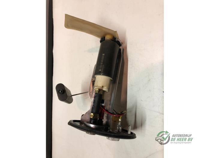 Electric fuel pump from a Ford Ka I  2000