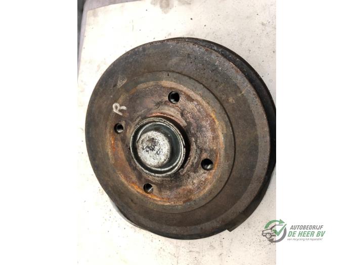 Rear brake drum Peugeot 208 I 1.4 HDi - 9688190080