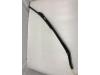 Front wiper arm from a Alfa Romeo 147 (937), Hatchback, 2000 / 2010 2001