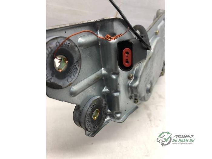 Rear wiper motor from a Ford Focus 1 Wagon 1.6 16V 2000
