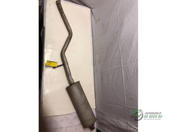 Gebrauchte Auspuff Mitteldämpfer Peugeot 206 (2A/C/H/J/S) 1.6 XS,XT Preis € 40,00 Margenregelung angeboten von Autobedrijf de Heer B.V.