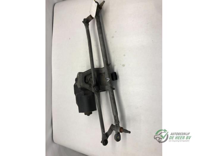 Wiper motor + mechanism from a Renault Clio II (BB/CB) 1.4 16V Si 2000