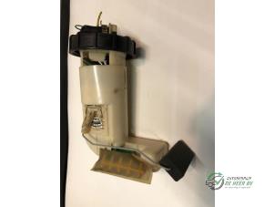 Usados Bomba eléctrica de combustible Citroen Saxo 1.0i Van Precio € 35,00 Norma de margen ofrecido por Autobedrijf de Heer B.V.