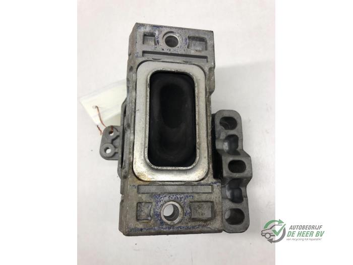Begagnade Engine mount Seat Leon (1M1) 1.8 20V Pris € 30,00 Marginaltabell erbjuds av Autobedrijf de Heer B.V.