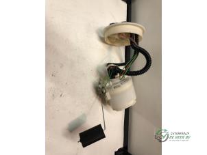 Used Electric fuel pump Ford Focus Price € 35,00 Margin scheme offered by Autobedrijf de Heer B.V.