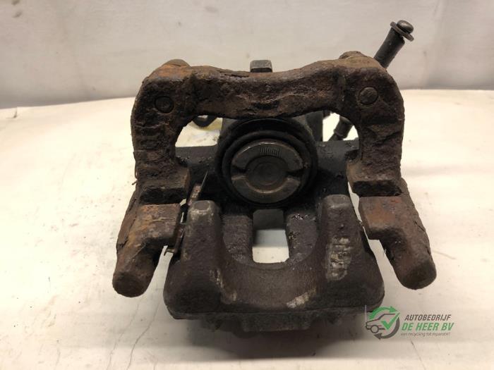 Gebrauchte Bremszange links hinten Skoda Octavia Combi (1U5) Preis € 35,00 Margenregelung angeboten von Autobedrijf de Heer B.V.