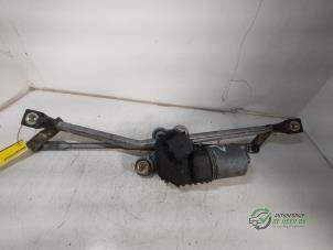 Begagnade Torkarmotor + mekanism Ford Mondeo III 2.0 TDdi 90 16V Pris € 50,00 Marginaltabell erbjuds av Autobedrijf de Heer B.V.