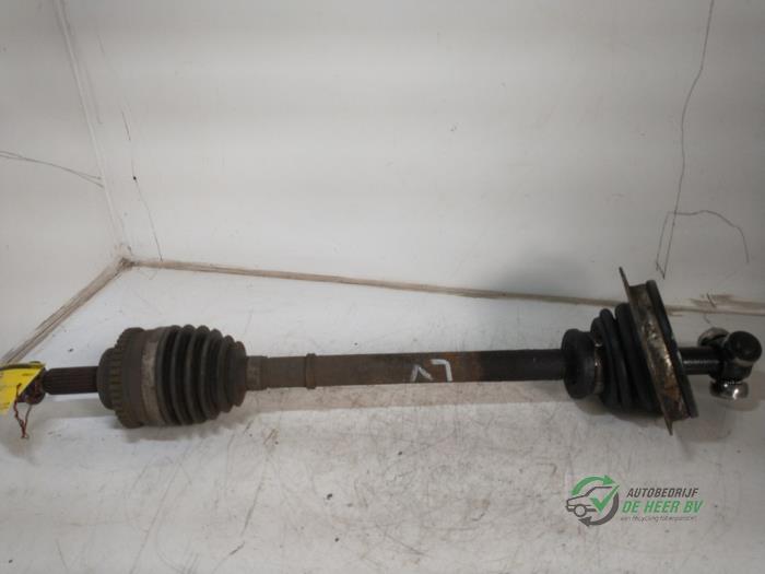 Front drive shaft, left from a Renault Clio II Societe (SB) 1.5 dCi 65 2005