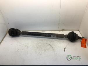 Used Front drive shaft, right Seat Leon (1M1) 1.4 16V Price € 50,00 Margin scheme offered by Autobedrijf de Heer B.V.