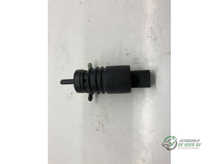 thumbnail image 2 of Twin Outlet Windscreen Washer Pump For Audi A3 8P1/8PA, A4 B5/B6/B7 – D2P (1J6955651, 1K6955651, 1T0955651A) 2 of 6