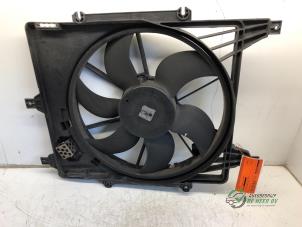 Used Cooling fans Renault Clio II (BB/CB) 1.6 16V Price € 25,00 Margin scheme offered by Autobedrijf de Heer B.V.