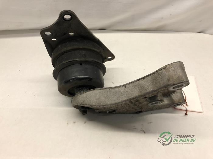Usagé Support moteur Volkswagen Fox (5Z) 1.2 Kat. Prix € 30,00 Règlement à la marge proposé par Autobedrijf de Heer B.V.
