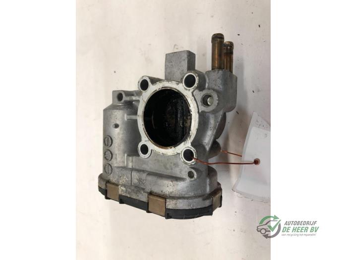 Gebrauchte Drosselklappengehäuse Opel Agila (A) 1.2 16V Preis € 35,00 Margenregelung angeboten von Autobedrijf de Heer B.V.