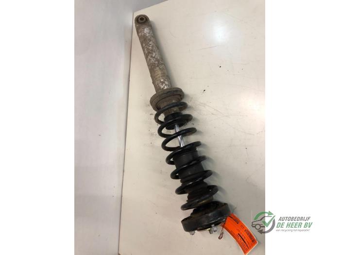 Rear shock absorber rod, right from a BMW 5 serie (E39) 535i 32V 2000
