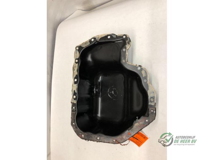 Gebrauchte Ölwanne Volkswagen Polo IV (9N1/2/3) 1.2 12V Preis € 20,00 Margenregelung angeboten von Autobedrijf de Heer B.V.