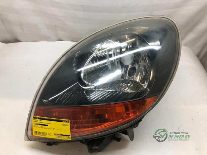 Używane Reflektor lewy Renault Kangoo (KC) 1.2 16V Cena € 35,00 Procedura marży oferowane przez Autobedrijf de Heer B.V.