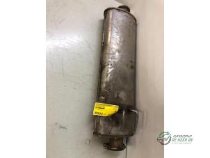 Used Exhaust middle silencer Opel Movano (4A1; 4A2; 4B2; 4B3; 4C2; 4C3) Price € 40,00 Margin scheme offered by Autobedrijf de Heer B.V.
