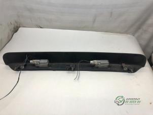 Used Tailgate handle Opel Movano (4A1; 4A2; 4B2; 4B3; 4C2; 4C3) Price € 30,25 Inclusive VAT offered by Autobedrijf de Heer B.V.