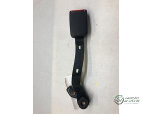 Used Front seatbelt buckle, right Seat Arosa (6H1) 1.4 MPi Price € 15,00 Margin scheme offered by Autobedrijf de Heer B.V.
