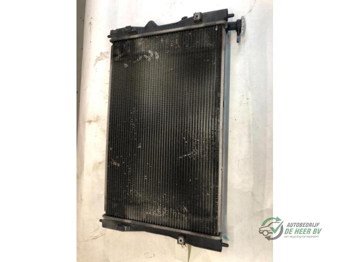 Gebrauchte Kühler Mitsubishi Colt (Z2/Z3) 1.5 16V Preis € 50,00 Margenregelung angeboten von Autobedrijf de Heer B.V.