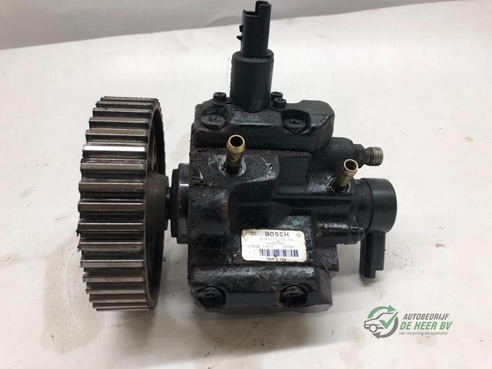 Usagé Pompe diesel Citroen C5 I Break (DE) 2.2 HDi 16V FAP Prix € 150,00 Règlement à la marge proposé par Autobedrijf de Heer B.V.
