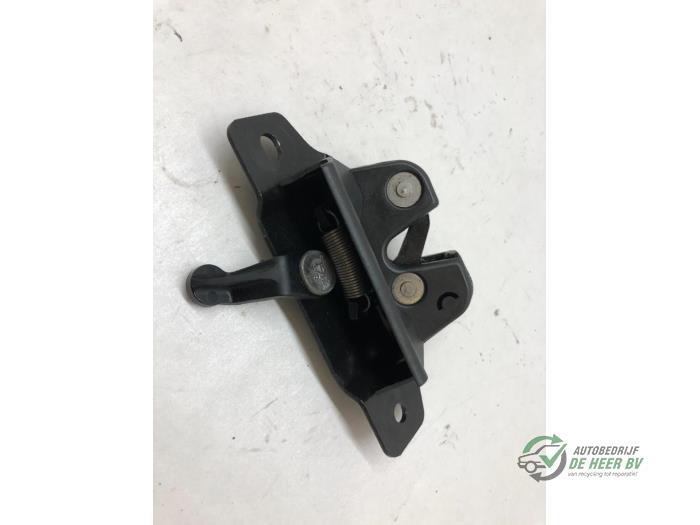 Peugeot 106 Tailgate lock mechanisms stock | ProxyParts.com