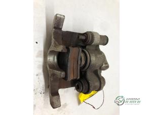 Used Rear brake calliper, right Peugeot 406 Coupé (8C) 2.2 16V Price € 35,00 Margin scheme offered by Autobedrijf de Heer B.V.