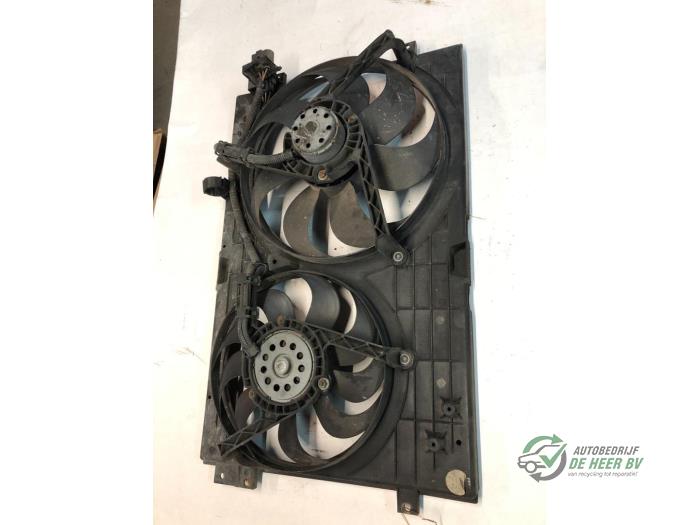 Używane Wentylator Volkswagen Golf IV (1J1) 1.8 Turbo 20V Cena € 60,00 Procedura marży oferowane przez Autobedrijf de Heer B.V.