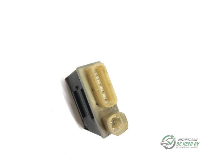 Cooling fin relay from a Peugeot Partner (GC/GF/GG/GJ/GK) 1.6 HDI 90 16V 2010