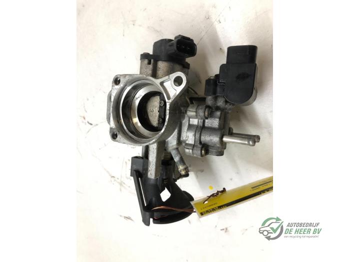 Gebrauchte Drosselklappengehäuse Toyota Yaris (P1) 1.3 16V VVT-i Preis € 40,00 Margenregelung angeboten von Autobedrijf de Heer B.V.