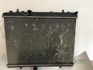 Usagé Radiateur Peugeot 308 (4A/C) 1.6 VTI 16V Prix € 35,00 Règlement à la marge proposé par Autobedrijf de Heer B.V.