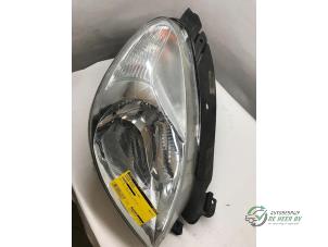 Used Headlight, right Citroen Xsara Picasso (CH) 1.8 16V Price € 50,00 Margin scheme offered by Autobedrijf de Heer B.V.